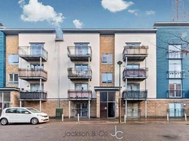 Quayside Drive, Colchester CO2, 1 bed flat to rent, £1,000 pcm | PrimeLocation