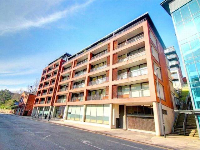 Quayside Lofts, 62 The Close. 2 bed apartment to rent £1,400 pcm £323 pw