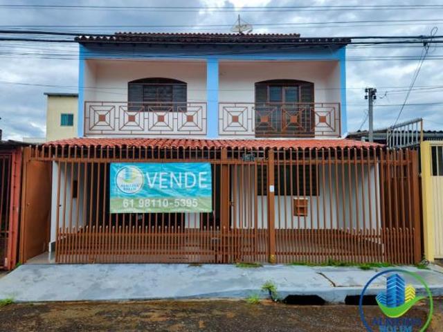 QUADRA 18, ACEITO IMOVEL ESCRITURADO, SOBRADO, CHURRASQUEIRA