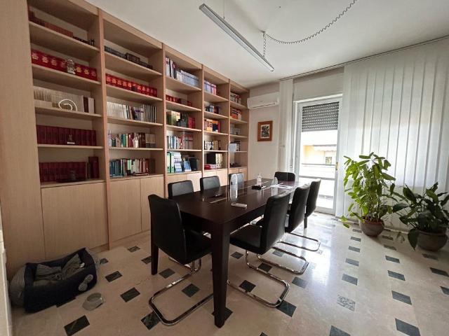 VIALE MAIELLA quadrilocale 0mq