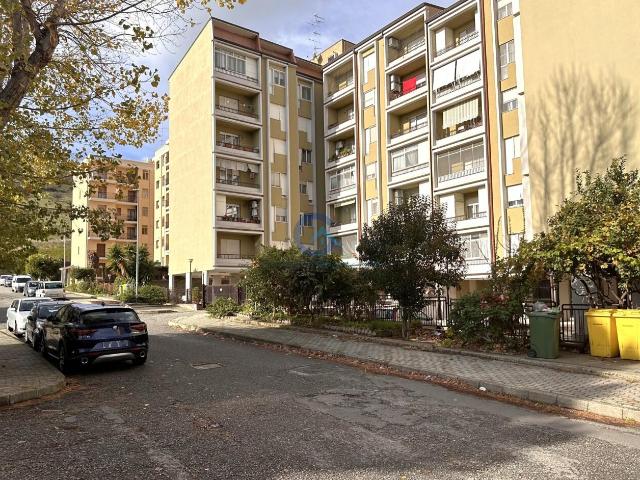 Via Bezzecca 79 quadrilocale 105mq