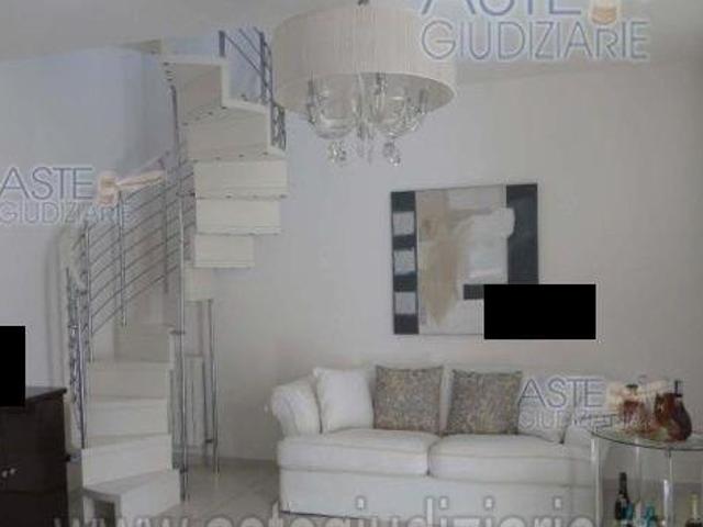 quadrilocale 207mq