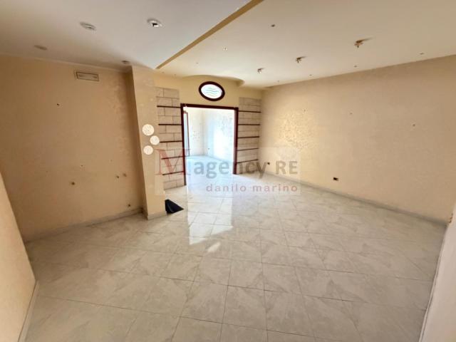 Quadrilocale 2 piano ascensorato ristrutturato con ecobonus in Via Abate S.Elia