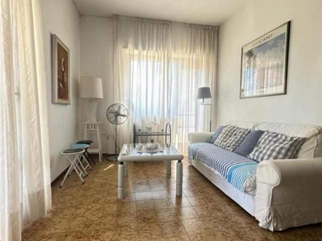 Viale Monte Sirente quadrilocale 65mq