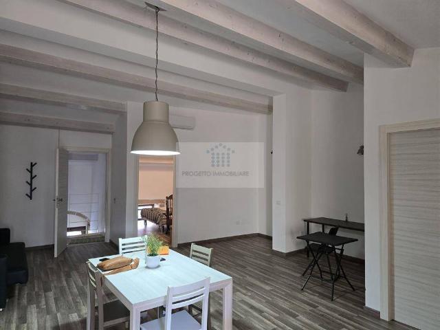 Quadrilocale 80 m², Floridia