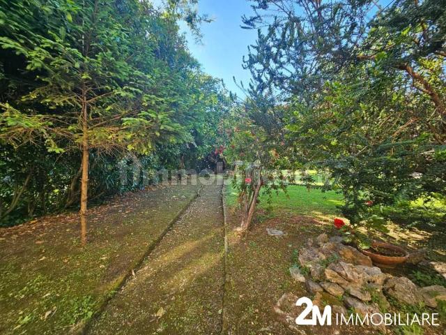 Quadrilocale con giardino a Pisa