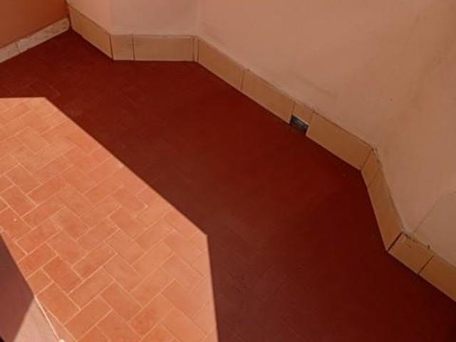 Quadrilocale con terrazzo, Massa centro