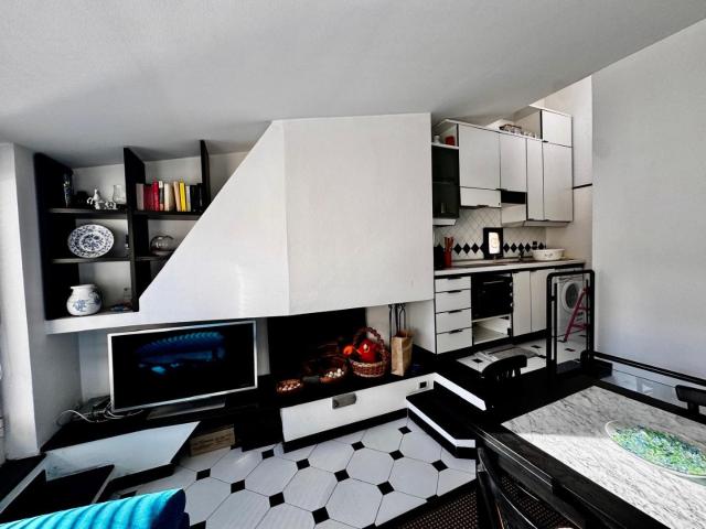 Quadrilocale con terrazzo a Chiavari