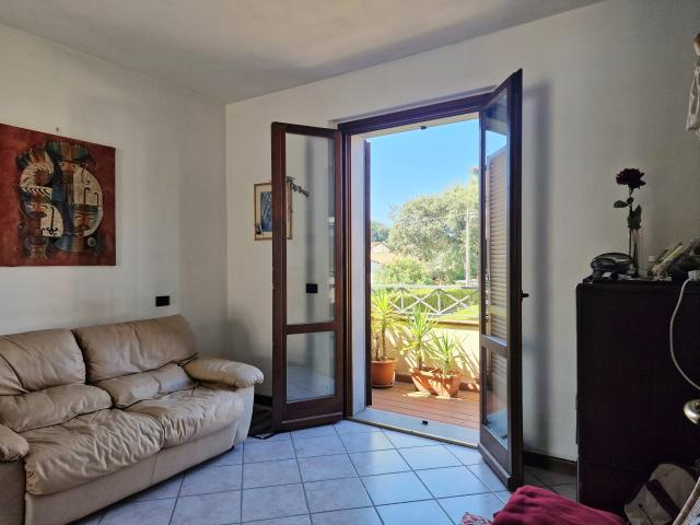 Quadrilocale con terrazzo a Massa