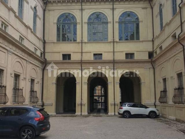 Quadrilocale corso Camillo Benso di Cavour, Centro Storico, Verona