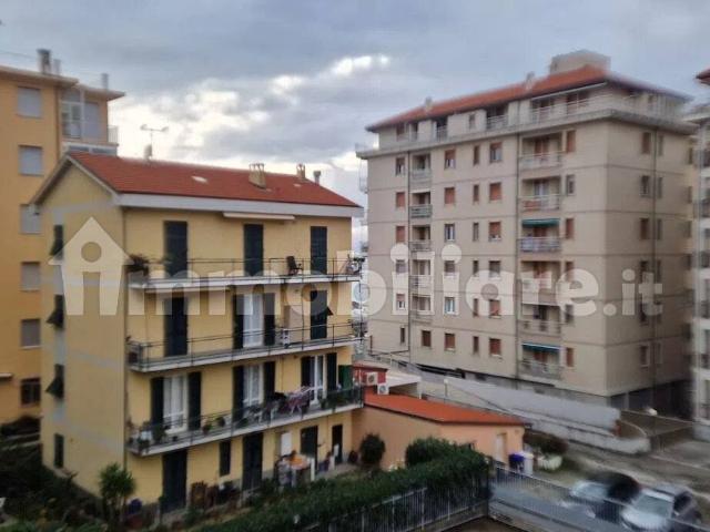 Quadrilocale corso Valparaiso, Chiavari