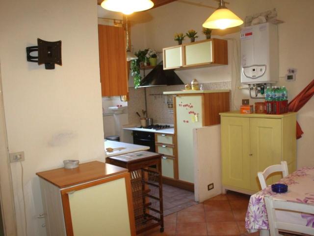 Quadrilocale arredato in affitto, Lucca centro storico