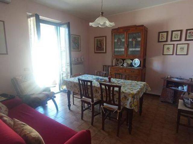 Quadrilocale buono stato, secondo piano, Borgonovo Val Tidone