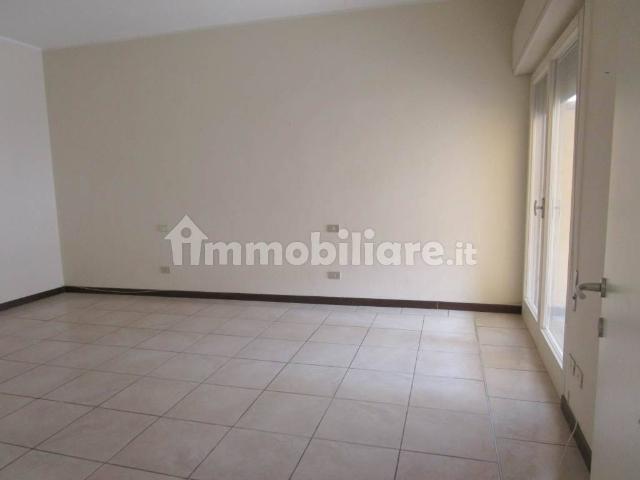 Quadrilocale buono stato, secondo piano, Clinica Piacenza, Piacenza