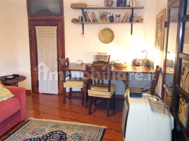 Quadrilocale buono stato, piano rialzato, Centro, Sinalunga