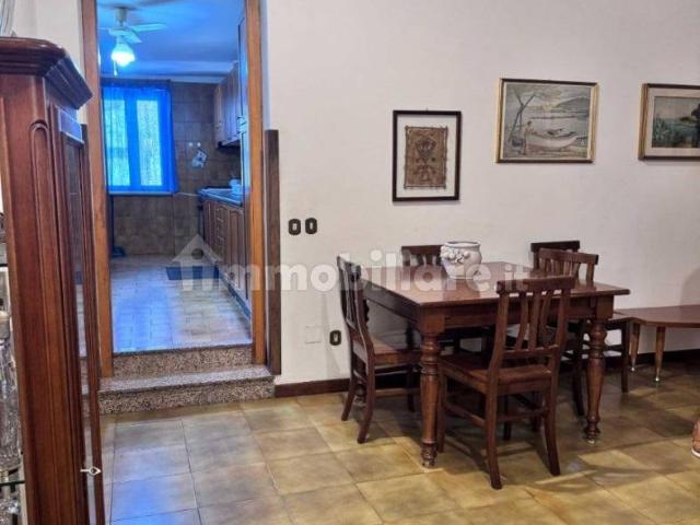 Quadrilocale buono stato, piano rialzato, Gaeta