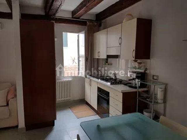 Quadrilocale buono stato, primo piano, Santa Croce, Venezia