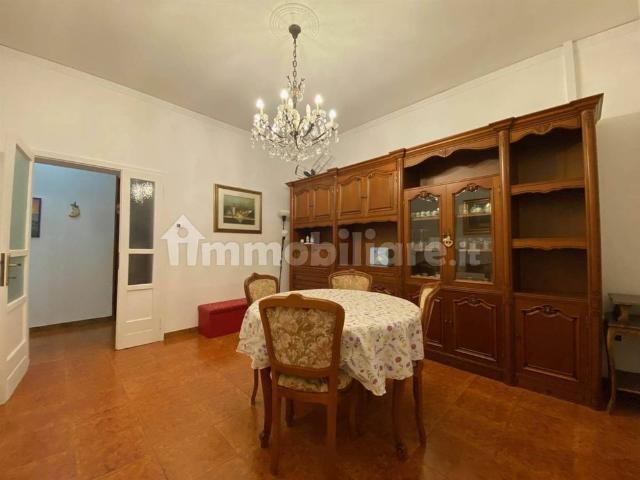 Quadrilocale buono stato, quarto piano, Battaglia Terme