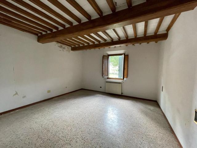Quadrilocale da ristrutturare, Empoli ponte a elsa