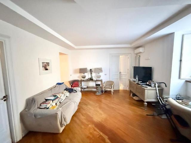 Quadrilocale in affitto