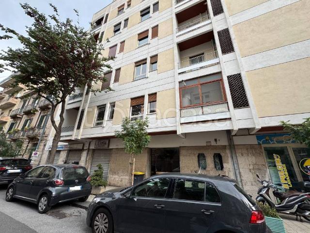 Quadrilocale in affitto a Messina via Placida, 6, Garibaldi