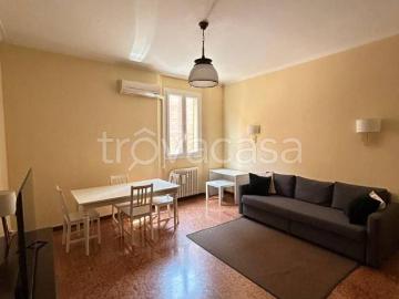 Quadrilocale in affitto a Bologna via delle Donzelle, Centro Storico