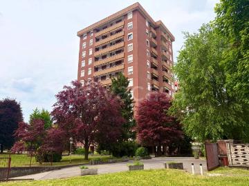 Quadrilocale in affitto a Cusano Milanino
