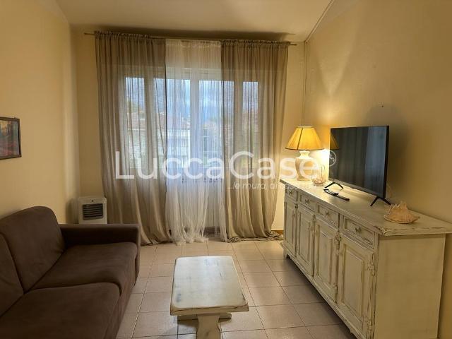 Quadrilocale in affitto a Camaiore, case in affitto Camaiore