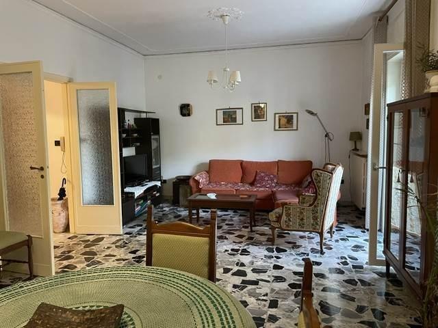 Quadrilocale in affitto a Cosenza via pasquale galluppi 51