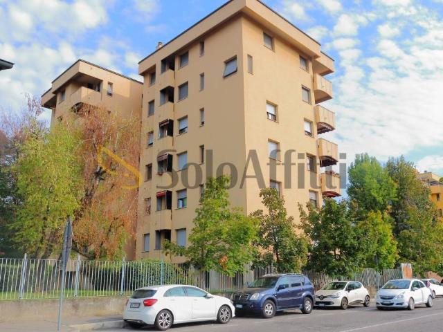 Quadrilocale in affitto a Desio via Giacomo Matteotti, 74