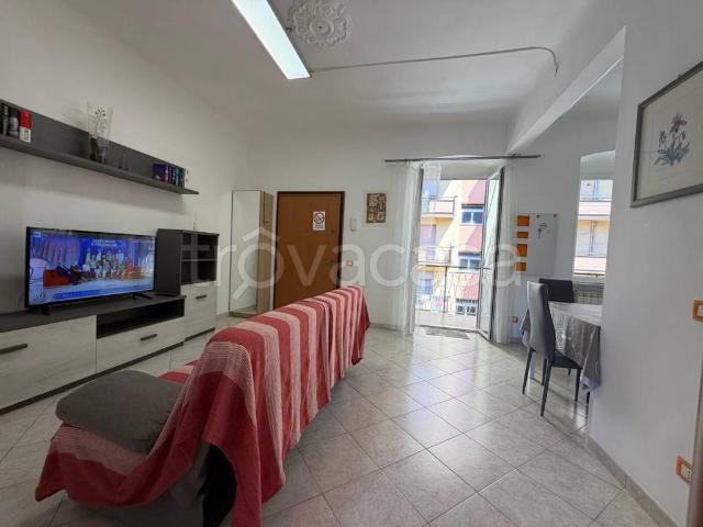 Quadrilocale in affitto a Genova via Gino Capponi, 8, Sestri Ponente