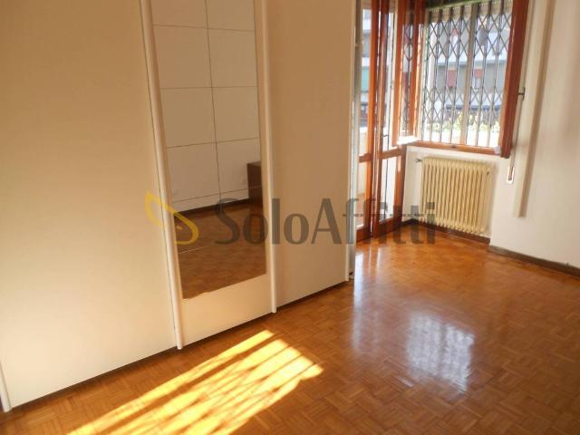 Quadrilocale in affitto a Padova via algarotti, Guizza