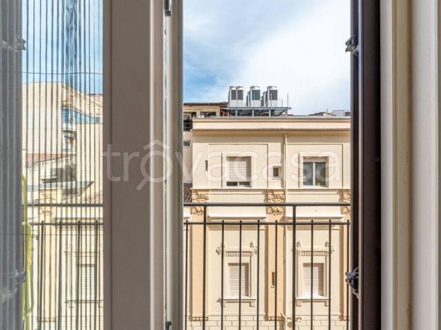 Quadrilocale in affitto a Palermo via Pietro d'Asaro, 46, Zisa