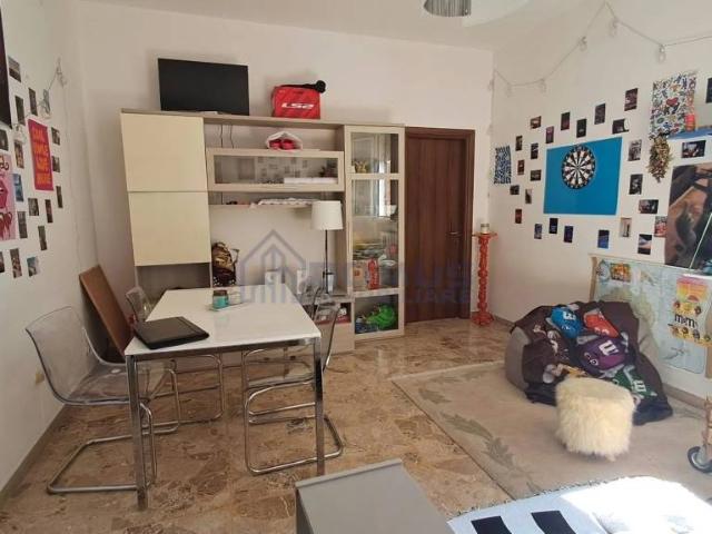 Quadrilocale in affitto a Reggio nell'Emilia, Mirabello