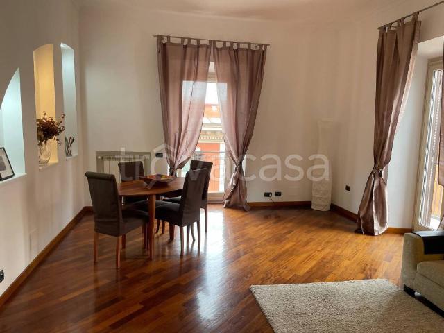 Quadrilocale in affitto a Roma via Alessandria, 91, Salario Porta Pia
