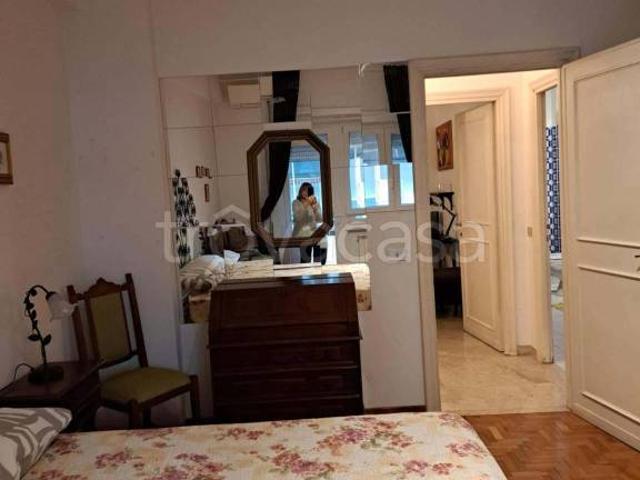 Quadrilocale in affitto a Roma via Vincenzo Brunacci, Marconi
