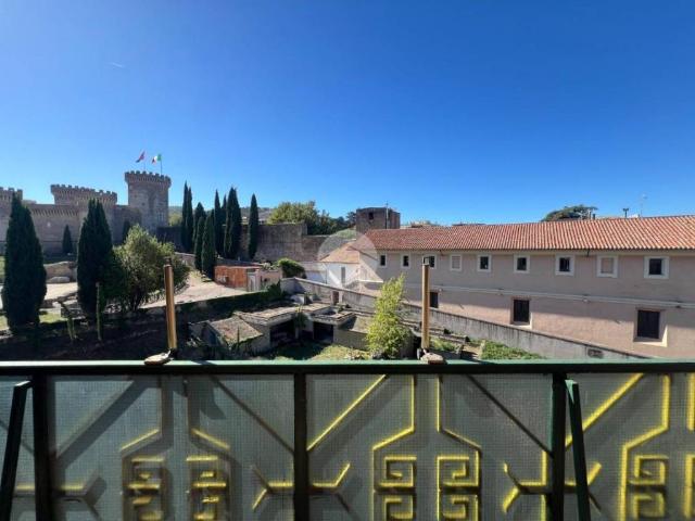 Quadrilocale in affitto a Tivoli via Aldo Moro, 9, Centro