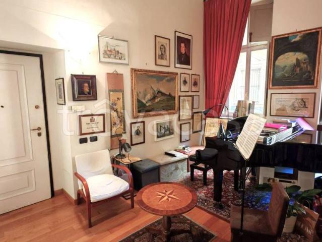 Quadrilocale in affitto a Torino via Cesare Battisti, Via Roma