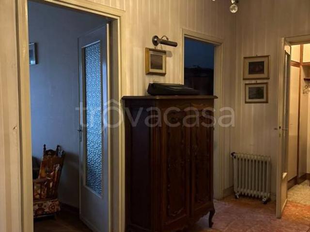 Quadrilocale in affitto a Torino via Bianzè, 24, Campidoglio