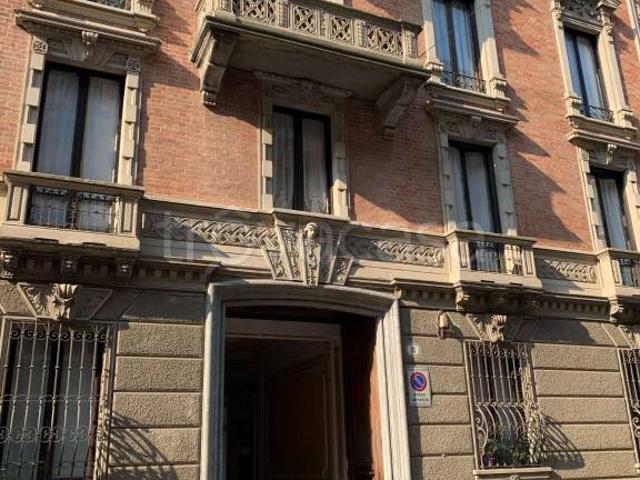 Quadrilocale in affitto a Torino via montevecchio 5, San Secondo