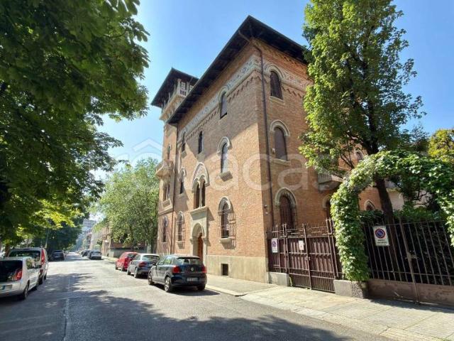 Quadrilocale in affitto a Torino, Crocetta