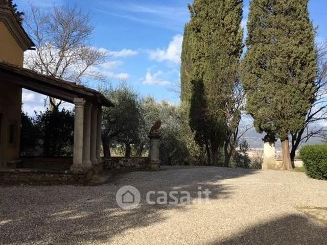 Quadrilocale in Affitto in Via del Pian dei Giullari a Firenze