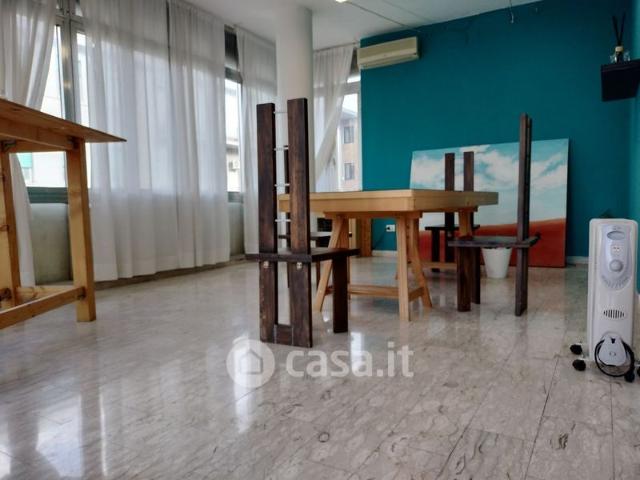 Quadrilocale in Affitto in Via Roma a Caserta