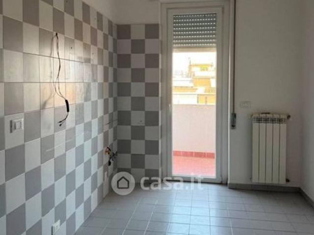 Quadrilocale in Affitto in zona Marina di Carrara a Carrara
