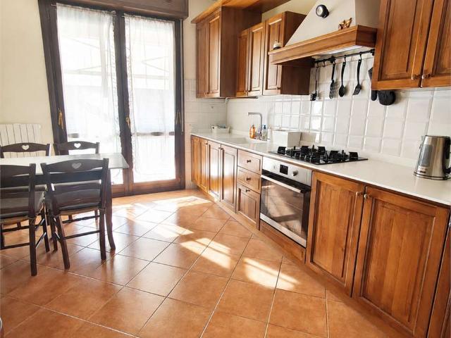 Quadrilocale in locazione con terrazzo