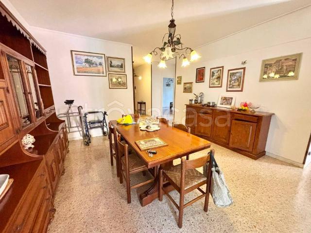 Quadrilocale in vendita a Massa via Silvio Pellico, 10, Rinchiostra Quercioli