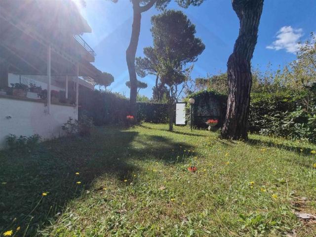 Quadrilocale in vendita a Massa