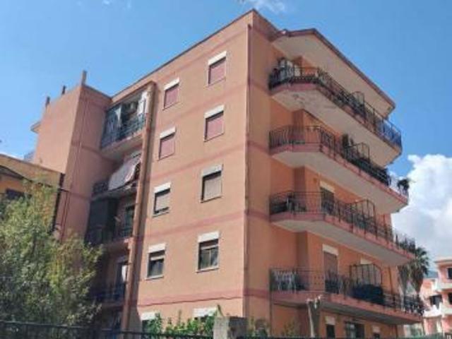 Quadrilocale in vendita a Messina