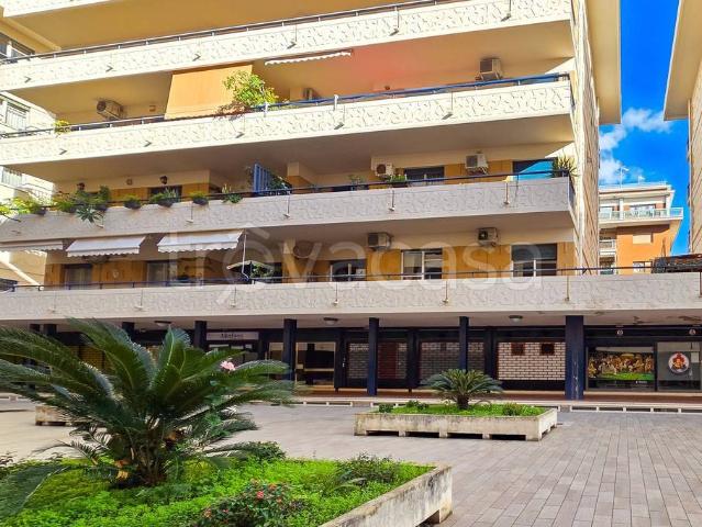 Quadrilocale in vendita a Messina, Regina Margherita Torrente Trapani