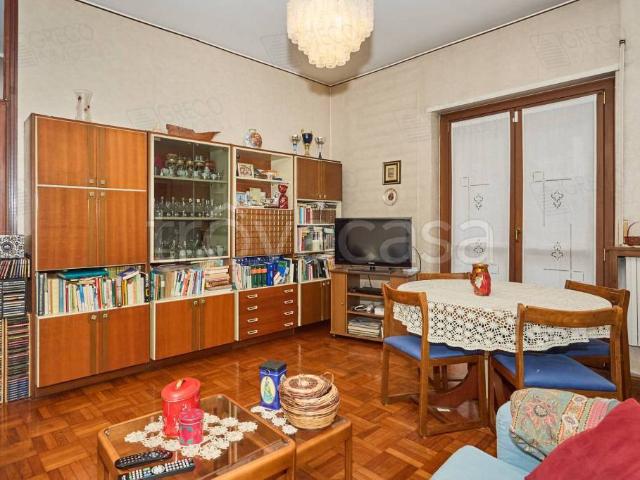 Quadrilocale in vendita a Milano via Rho, 8, Cascina dei Pomi